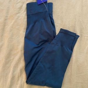 NWT JOY LAB Leggings (Medium) tummy control